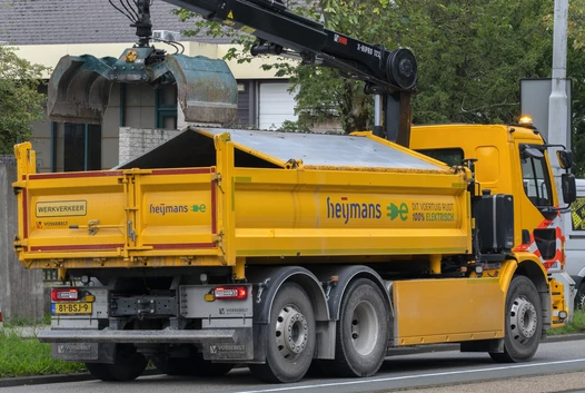 location camion benne grue